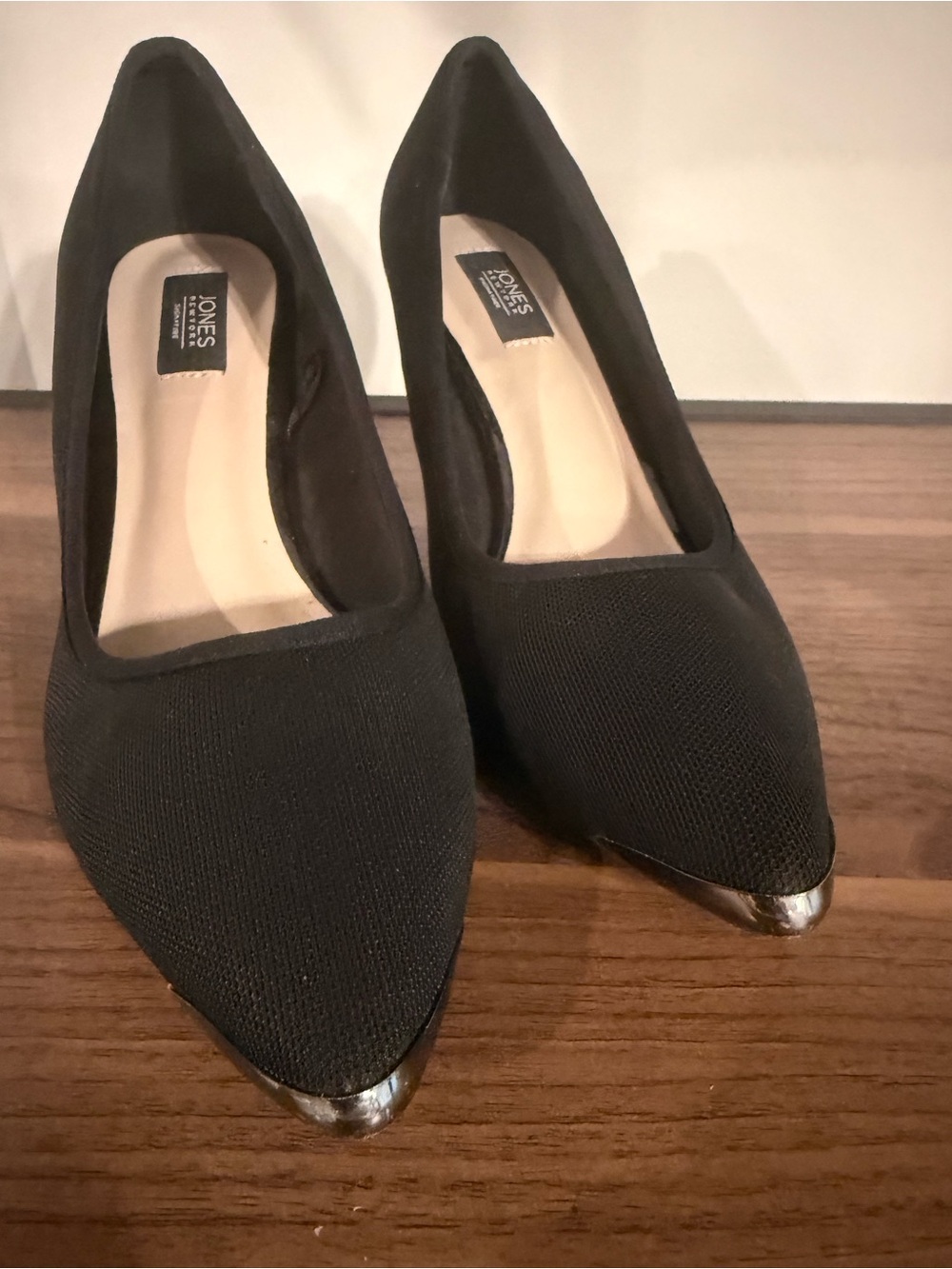 Jones New York Society Black Heels with Silver Toe Accent - Picture 2 of 11